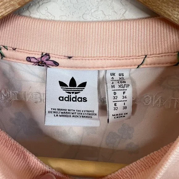 Adidas Floral Bodysuit Women's Size XS Pink Short Sleeve Casual Snap Closure - Picture 6 of 10